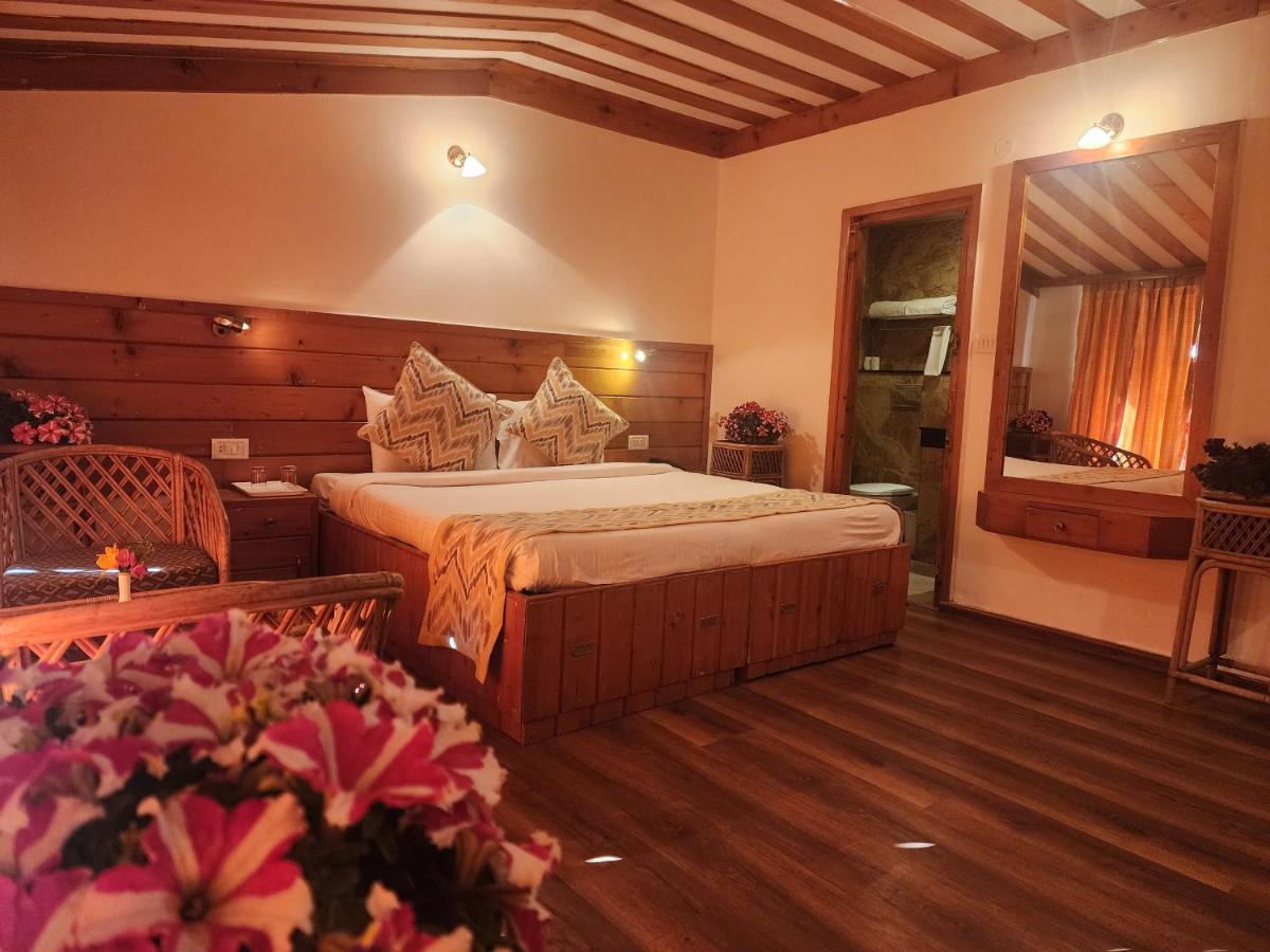 The Chalets Naldehra Shimla Exterior photo